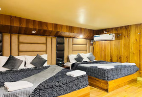 hotel adlife luxury, srinagar family room